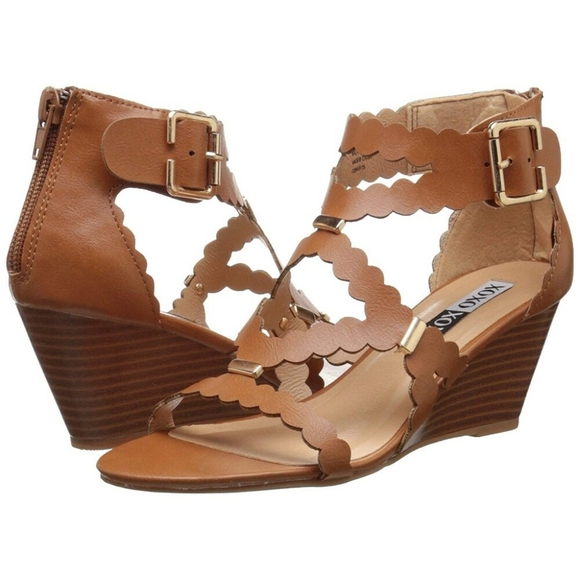 XOXO Shoes - XOXO Scottie Open Toe Scalloped Strappy Sandals